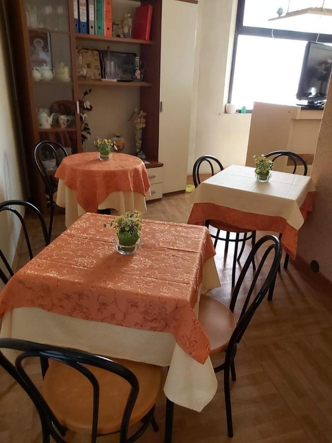 Hotel Centrale Chiusi Esterno foto